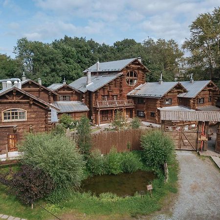 Etnokompleks Bobrovaja Dolina Hotel Izhevsk Exterior foto