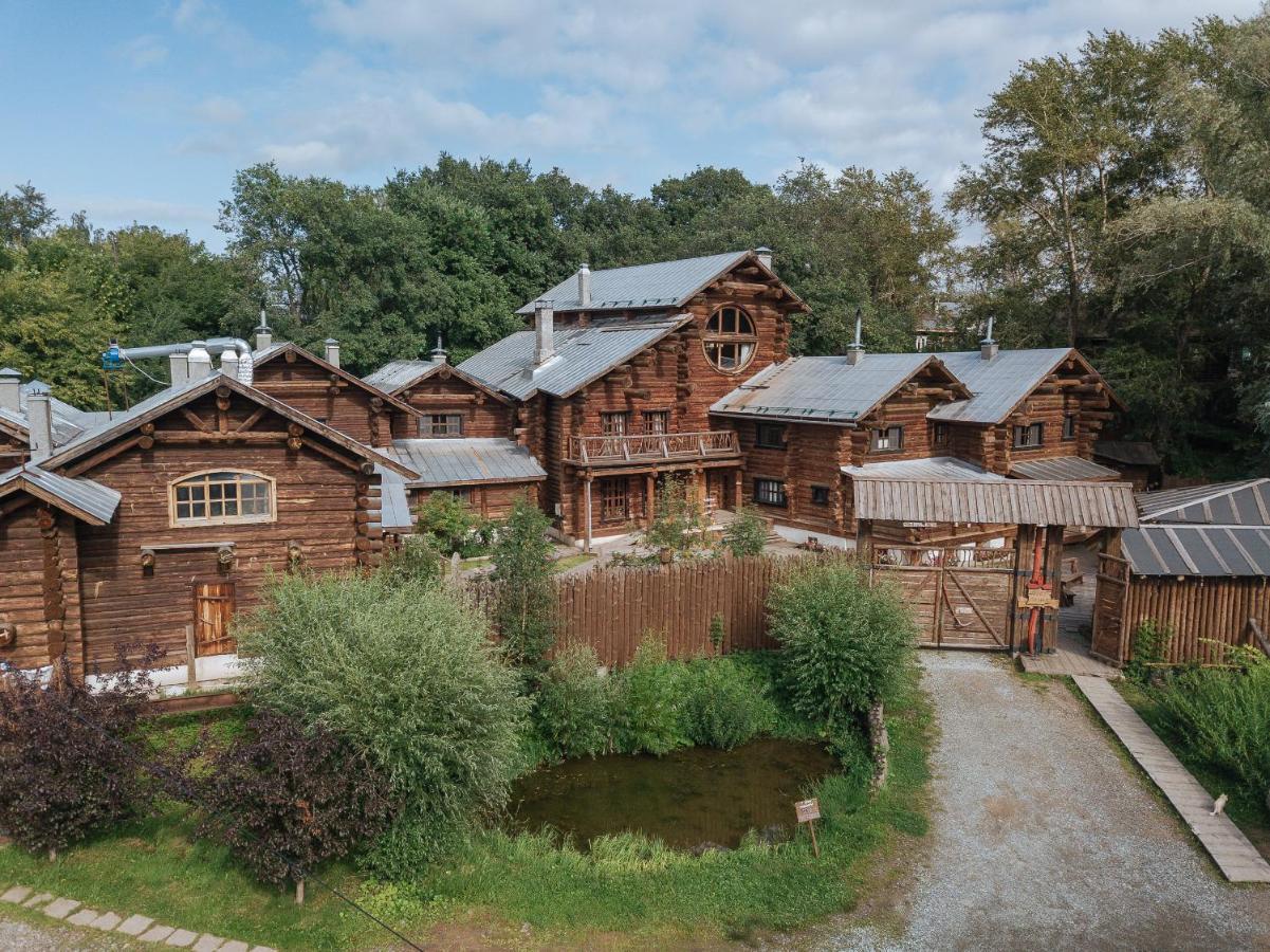 Etnokompleks Bobrovaja Dolina Hotel Izhevsk Exterior foto